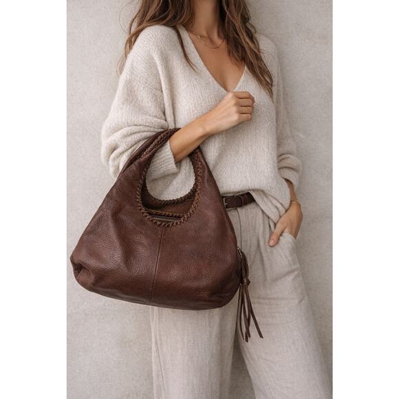 Banana Republic Handbags - Banana Republic Brown Pebbled Genuine Leather Slouch Hobo Whipstitch Zip Bag